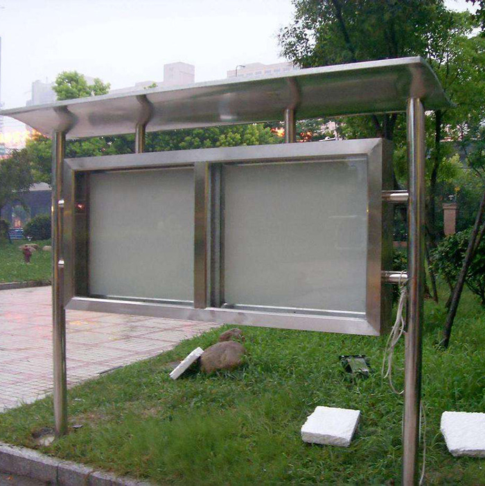 不鏽鋼宣傳欄10